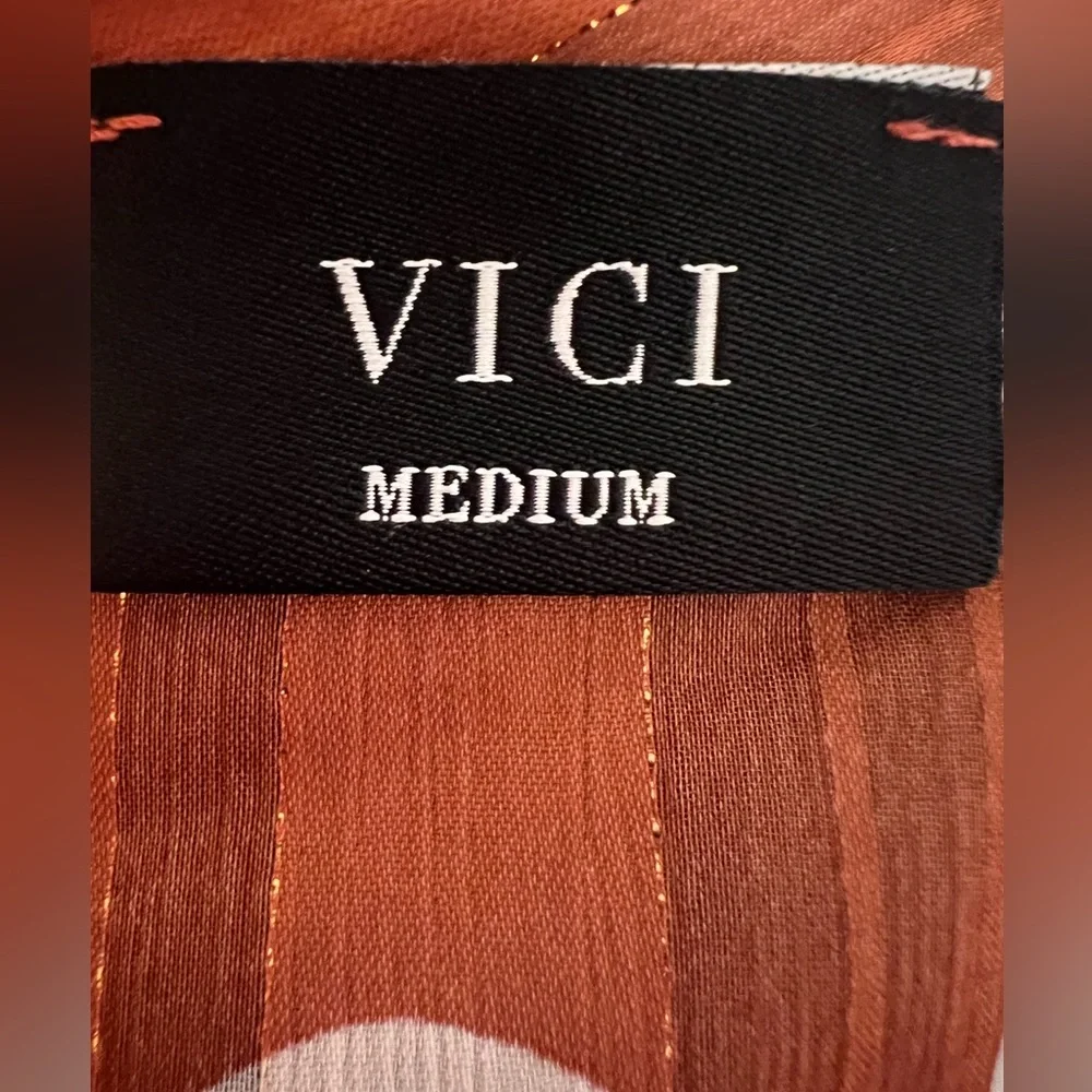 Vici wraparound top - Picture 5 of 5